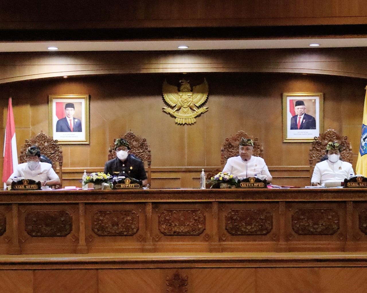 podiumnews.com-Sidang Paripurna, Bupati Badung Apresiasi Semua Fraksi Dewan 